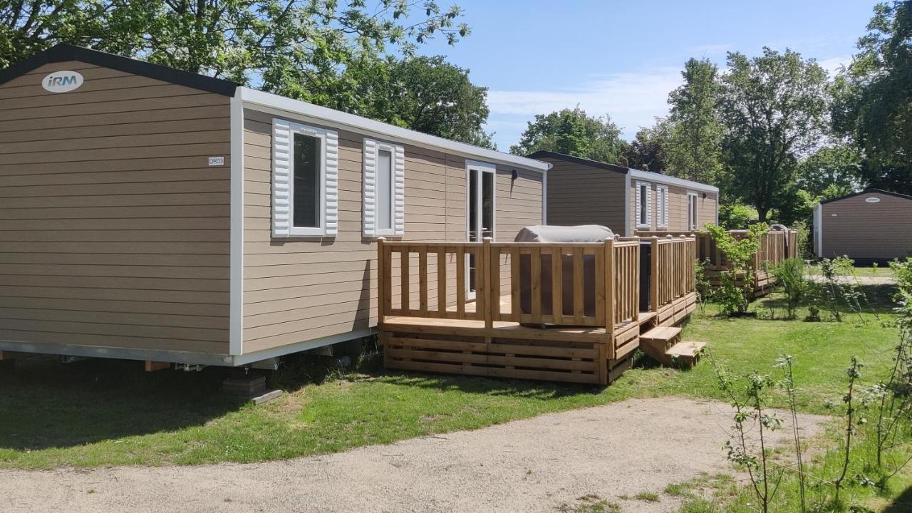 Bj Chalets - De Rug 3 - Vakantiepark Lauwersoog - Luxe Chalet Met Vaatwasser En Inloopkast! Vroege Incheck! Met Airco! Εξωτερικό φωτογραφία